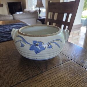 Beautiful Piece Of Studio Pottery Who Has Lost Her Lid.